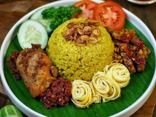 4 Resep Dan Cara Membuat Nasi Kuning Enak Praktis Dan Super Gurih