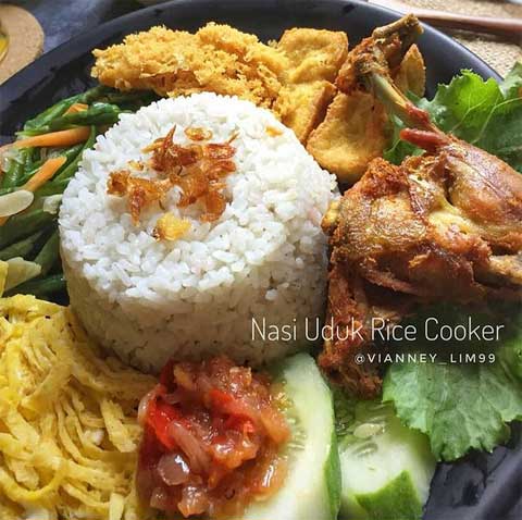 2 Resep Nasi Uduk Rice Cooker Mudah Cara Membuatnya Enak Dan Pas Rasanya Resep Istimewa